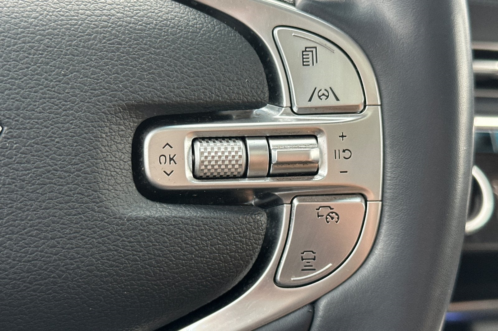 2023 Genesis GV80 2.5T