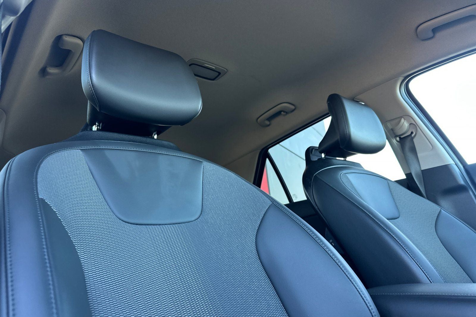 2025 Kia Niro Plug-In Hybrid EX