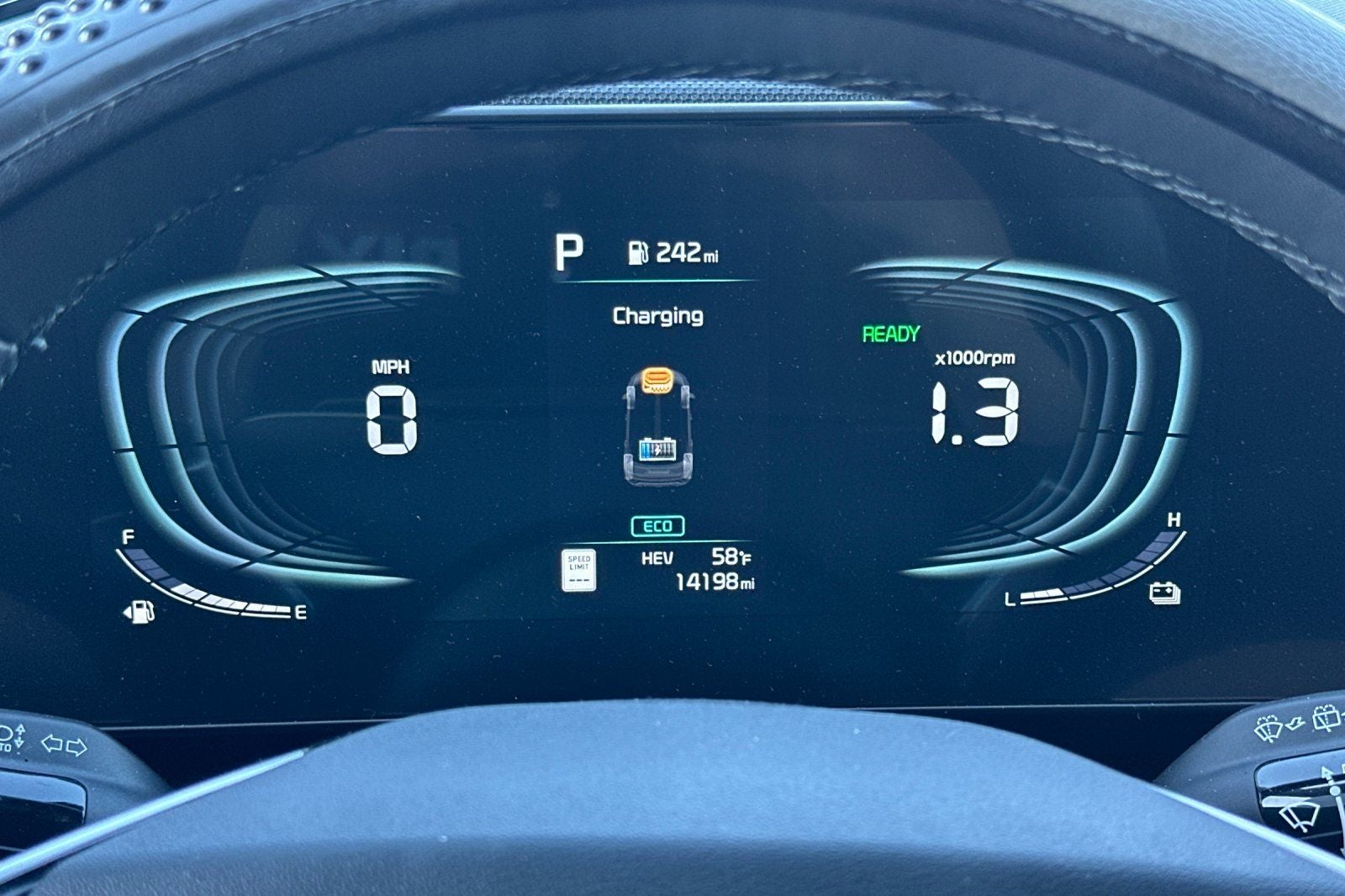 2025 Kia Niro Plug-In Hybrid EX