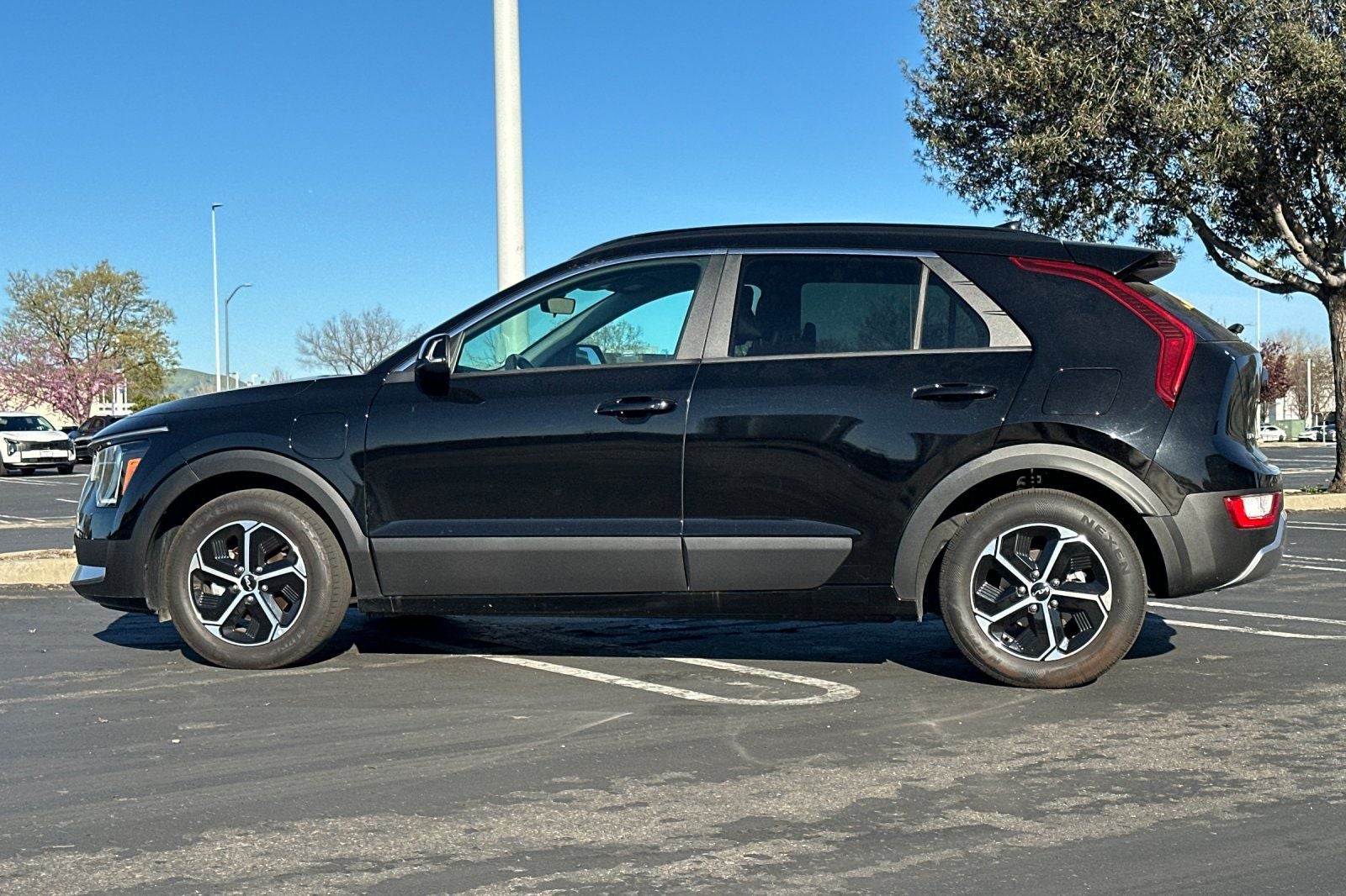 2025 Kia Niro Plug-In Hybrid EX