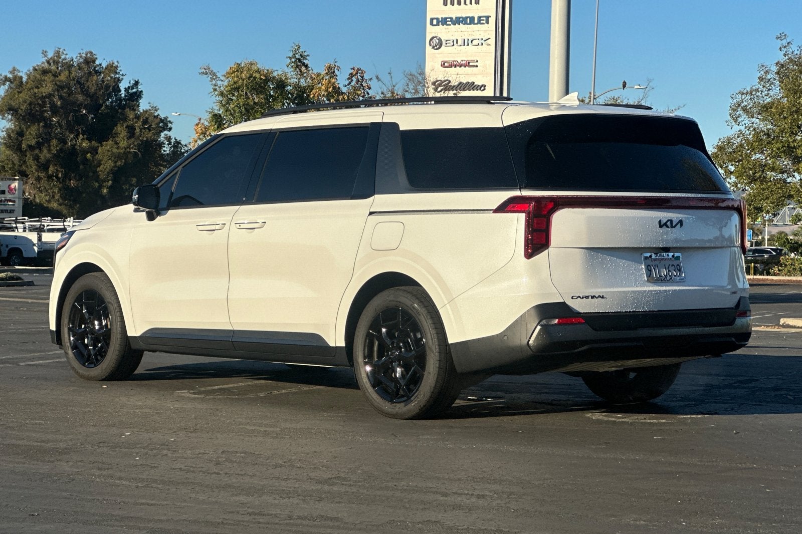 2026 Kia Carnival Hybrid SX