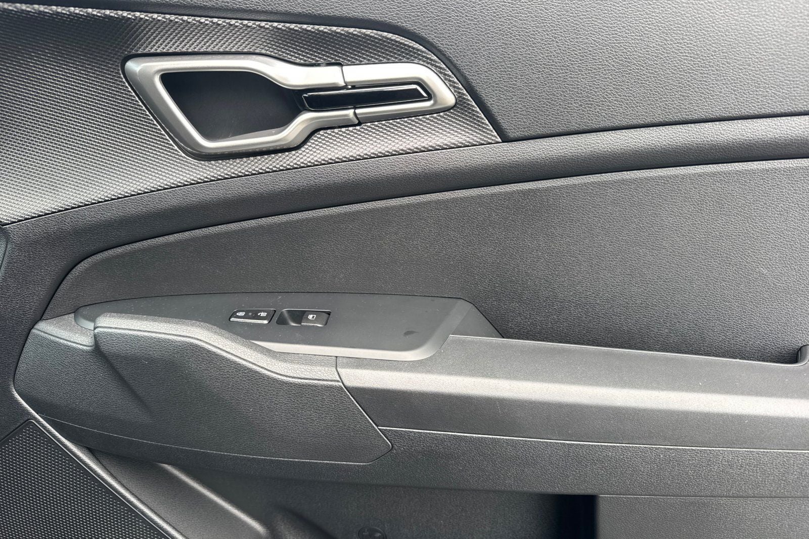 2025 Kia Sportage Hybrid LX