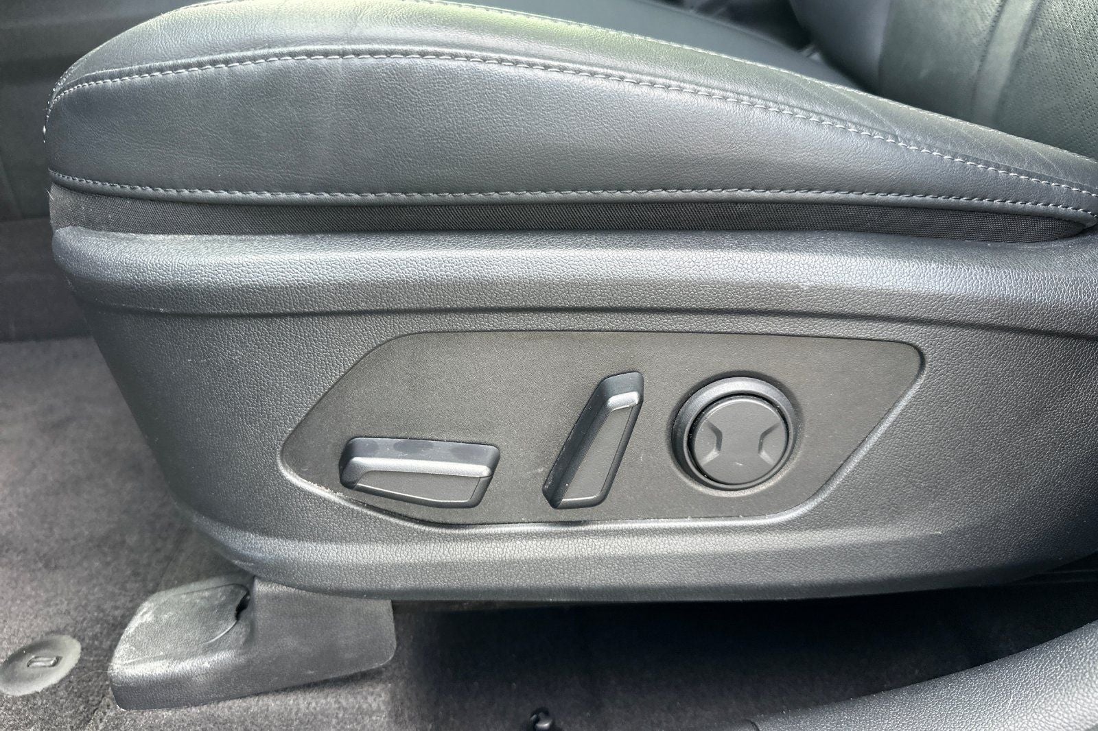 2024 Kia Sorento Hybrid EX