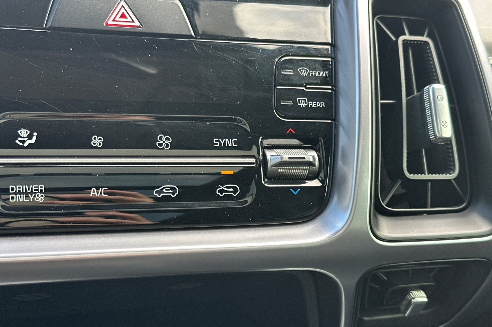 2024 Kia Sorento Hybrid EX