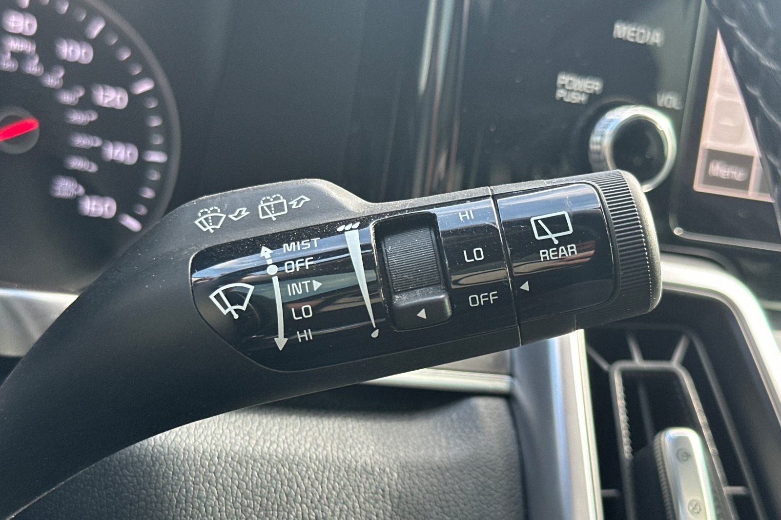 2024 Kia Sorento Hybrid EX