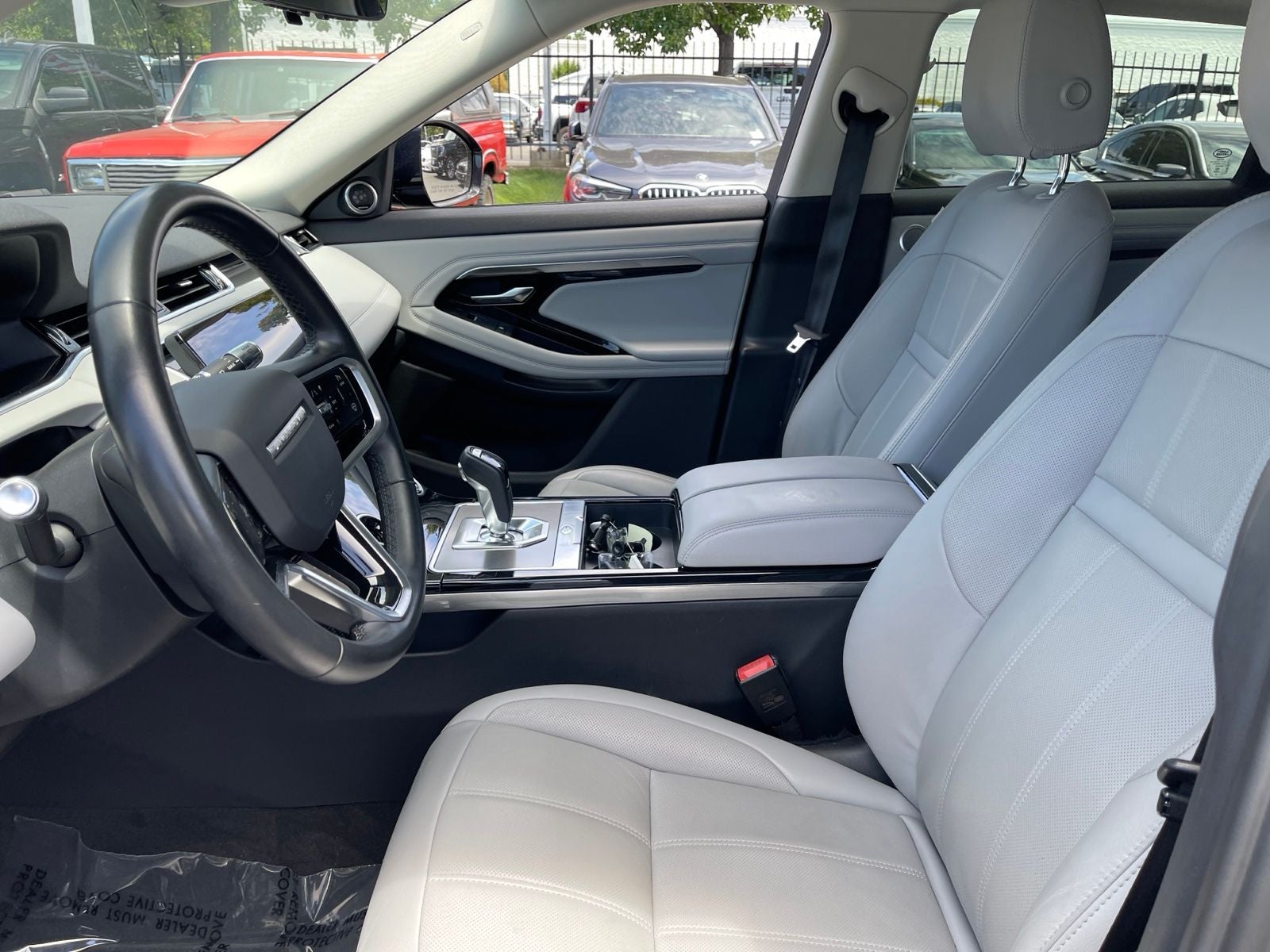 2022 Land Rover Range Rover Evoque SE