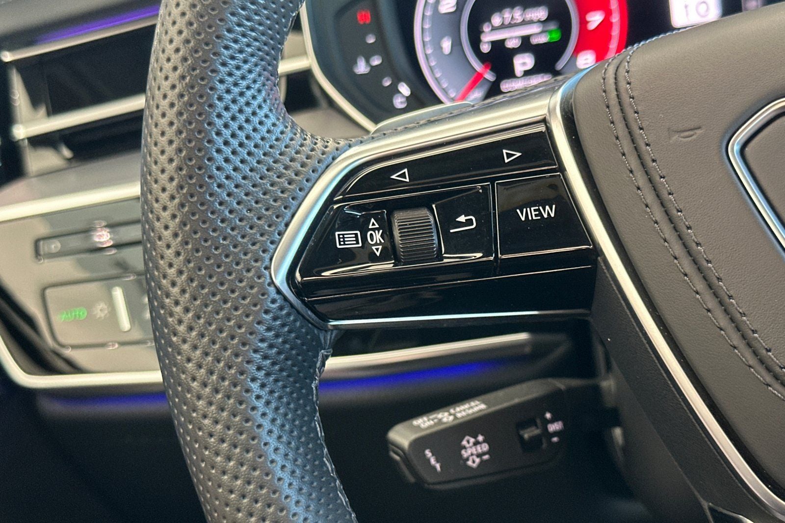 2023 Audi S8 4.0T quattro