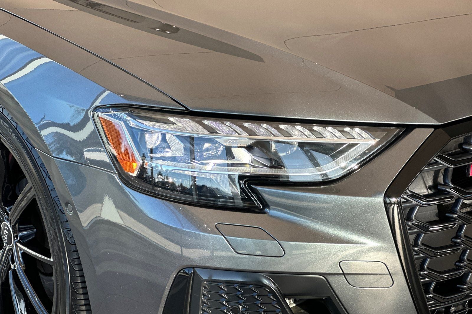 2023 Audi S8 4.0T quattro