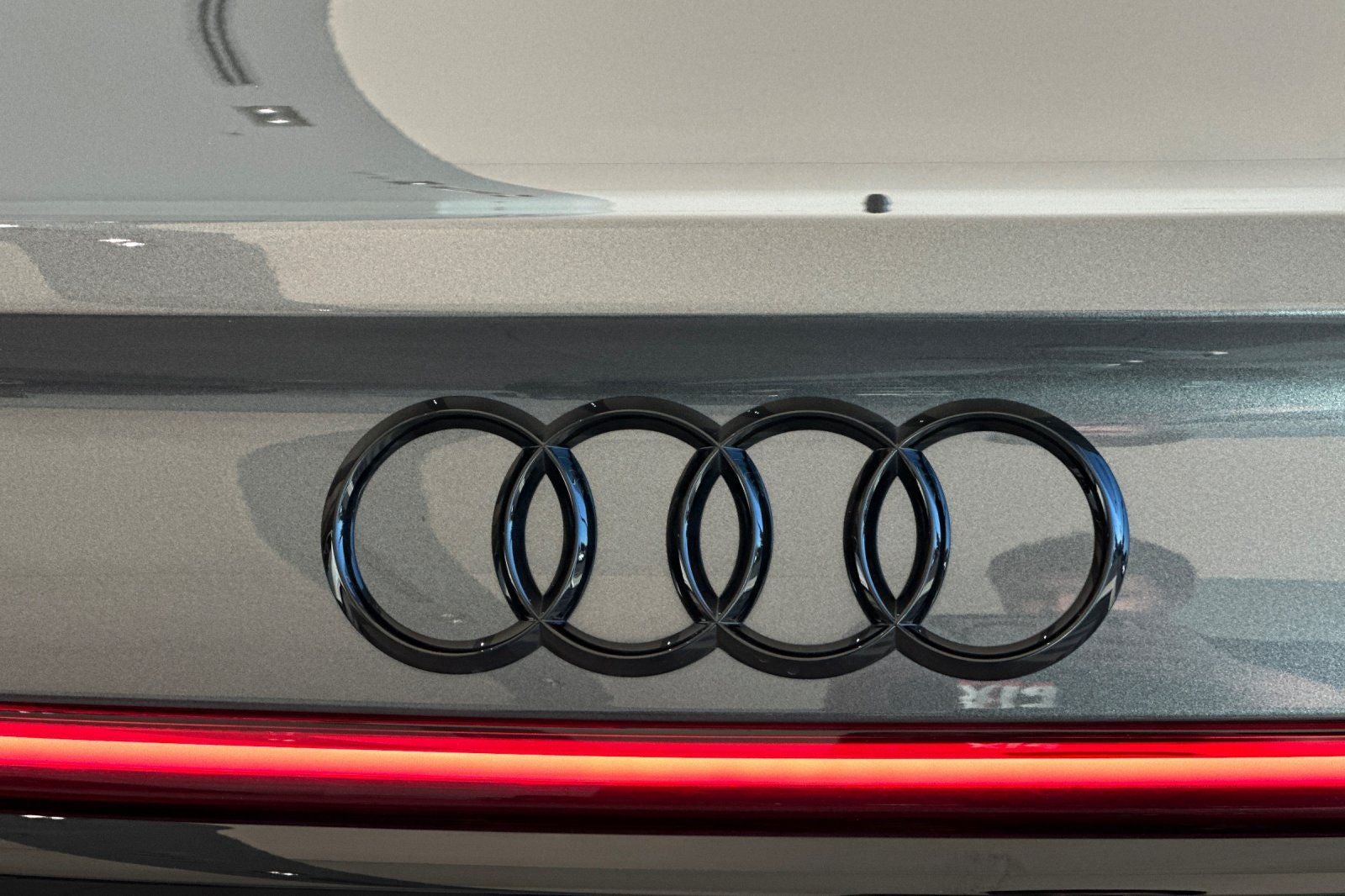 2023 Audi S8 4.0T quattro
