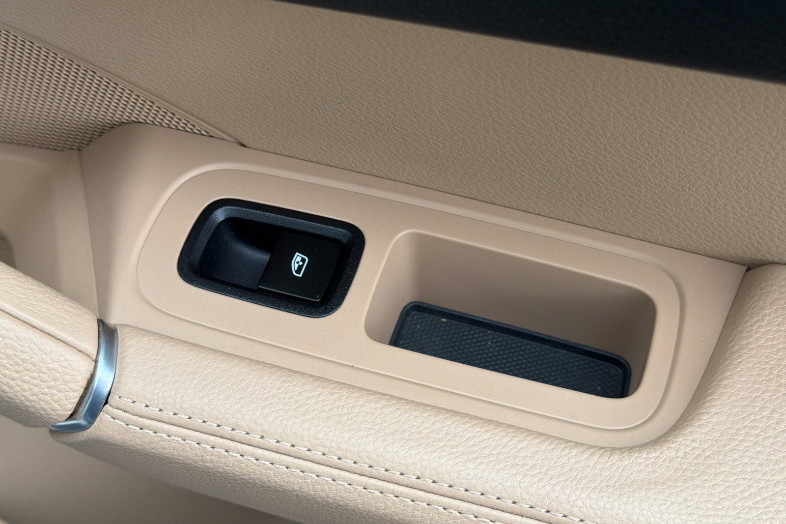 2023 Porsche Cayenne Base