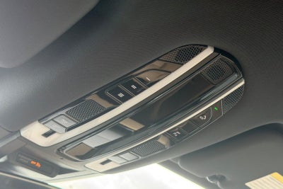 2023 Porsche Cayenne Base