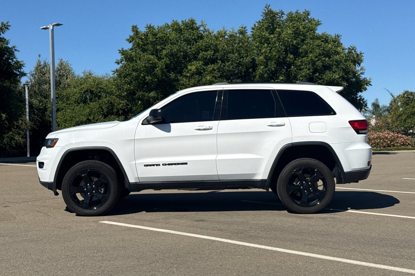 2019 Jeep Grand Cherokee Laredo