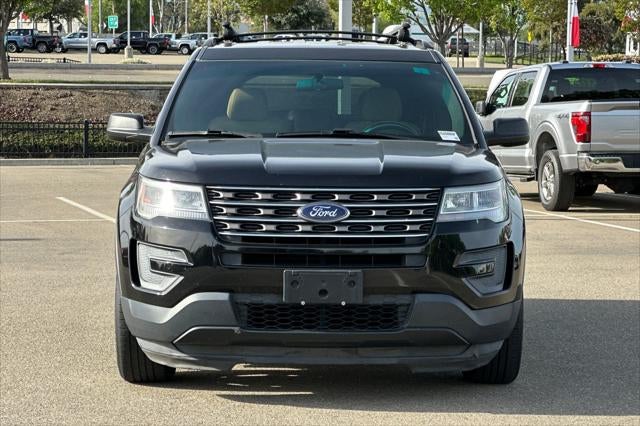2017 Ford Explorer Base