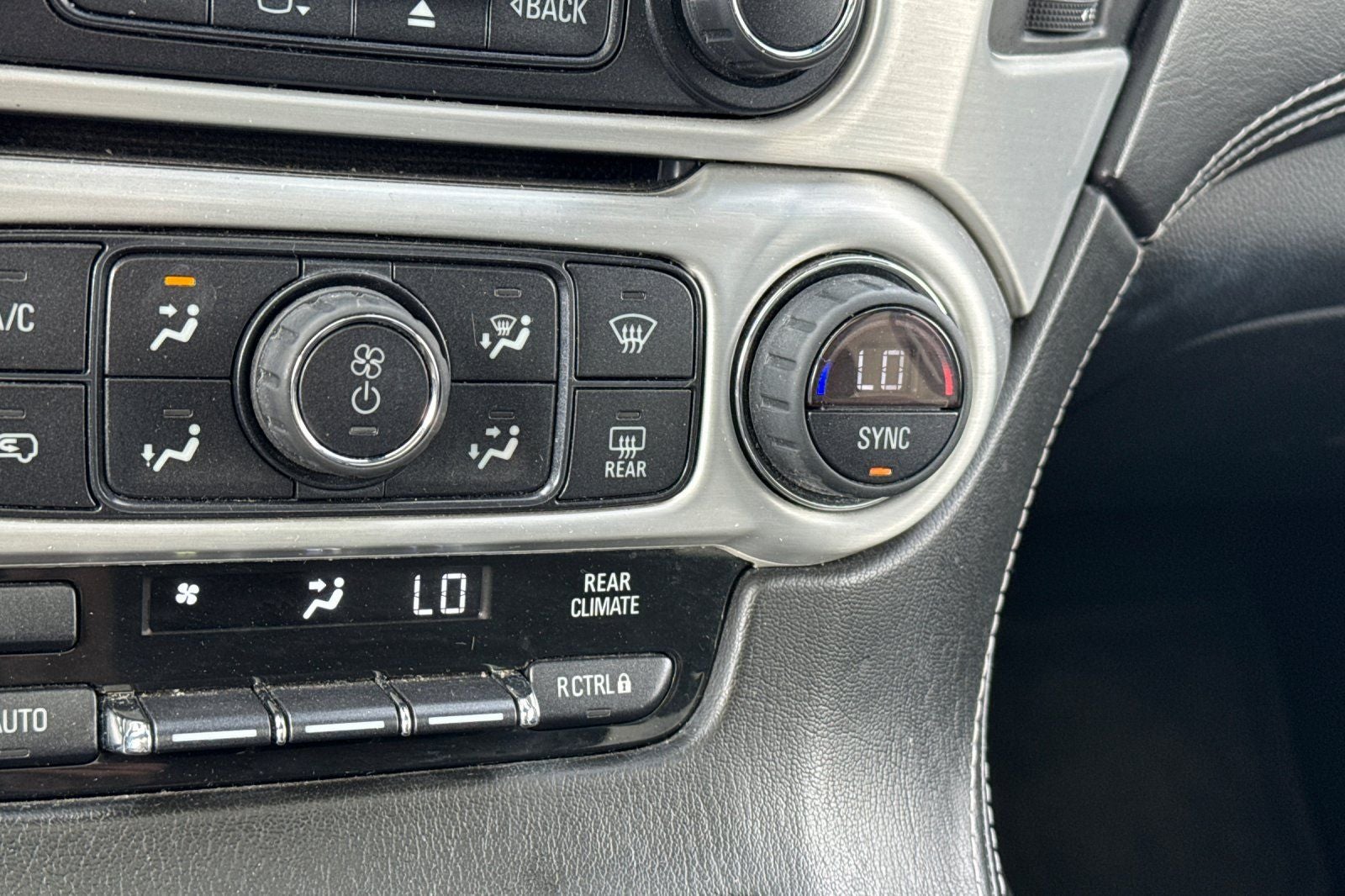 2015 GMC Yukon SLE