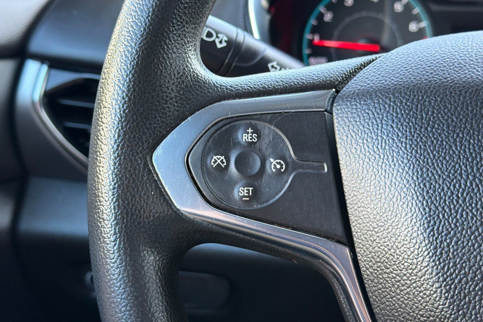 2018 Chevrolet Traverse LS