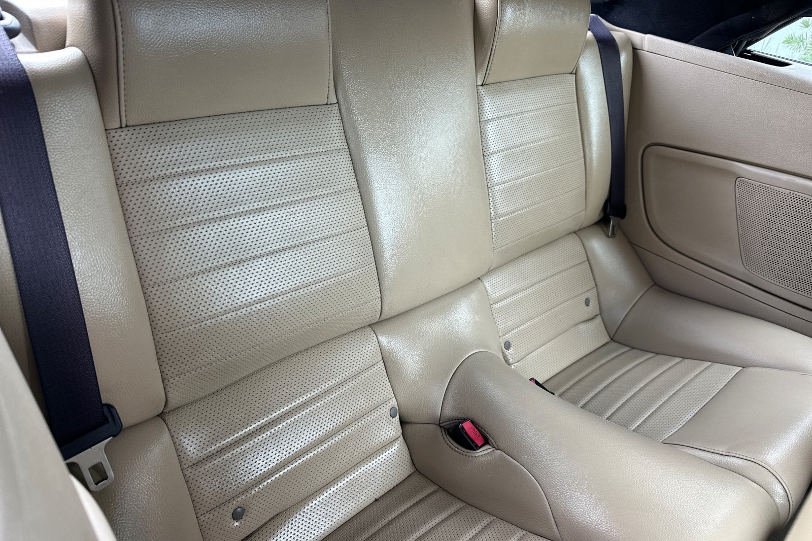 2005 Ford Mustang GT Premium