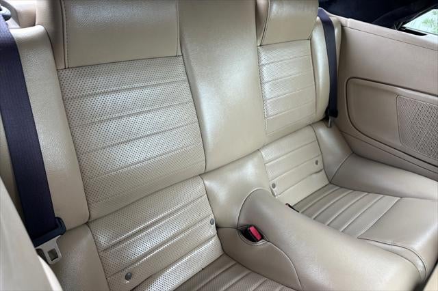 2005 Ford Mustang GT Premium