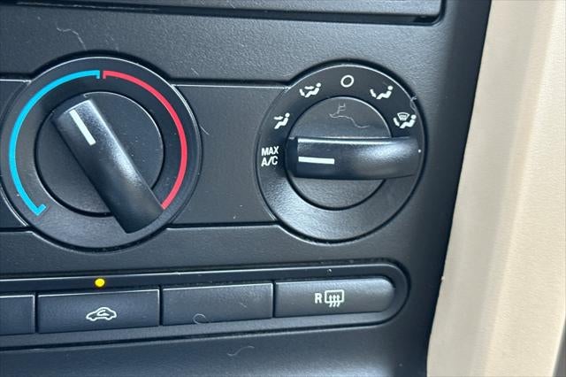 2005 Ford Mustang GT Premium