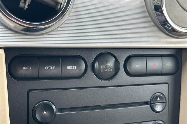 2005 Ford Mustang GT Premium