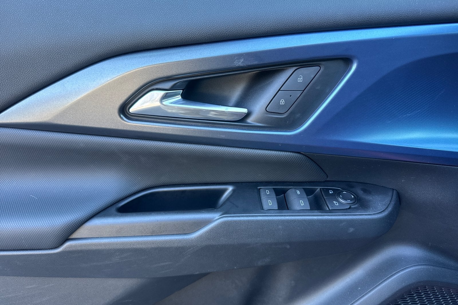 2024 Chevrolet Equinox EV LT