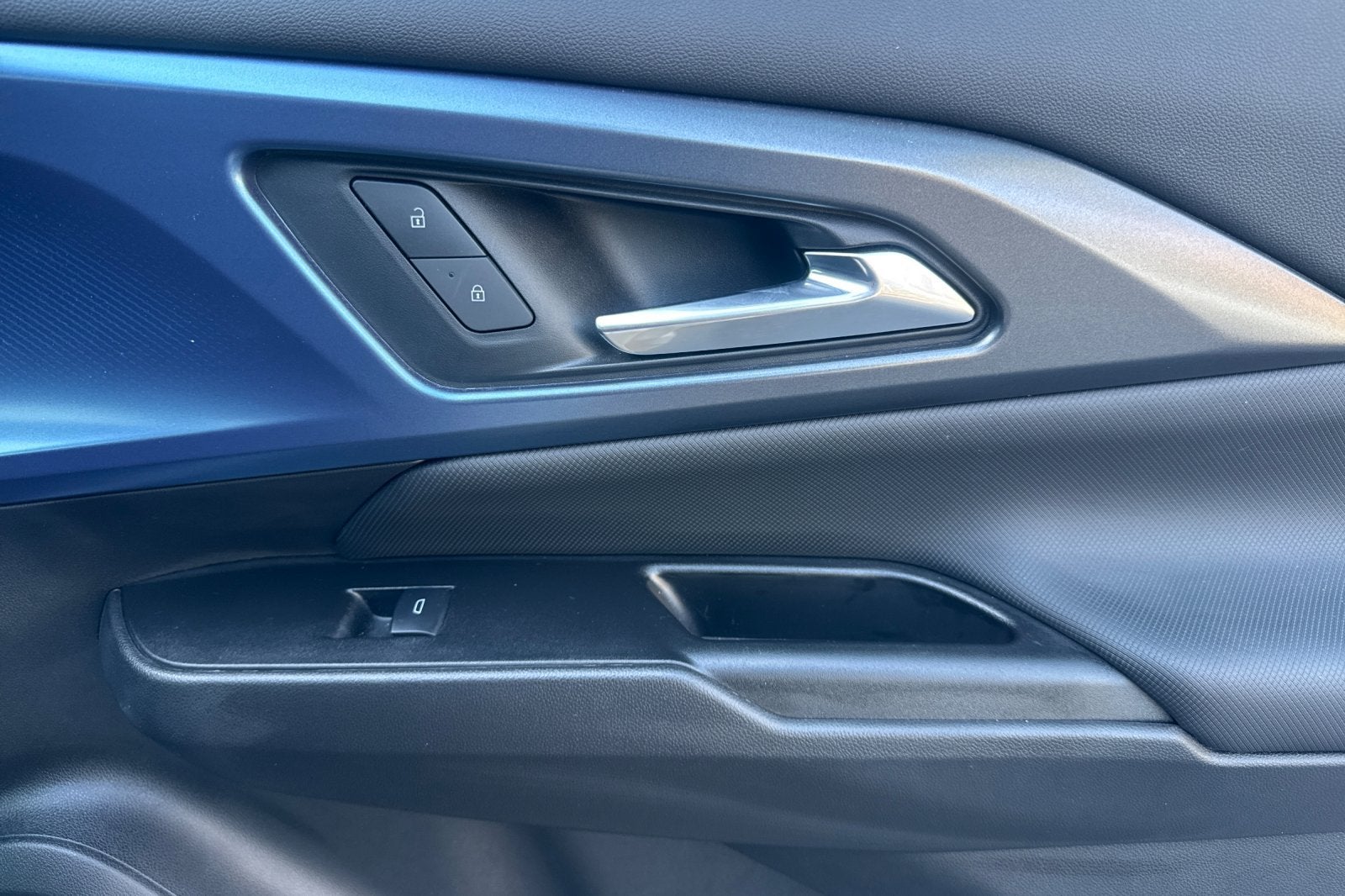2024 Chevrolet Equinox EV LT