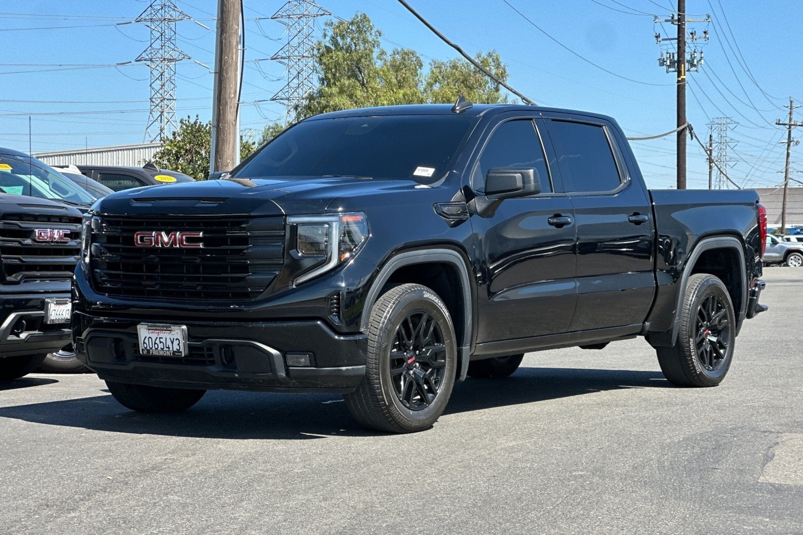 2024 GMC Sierra 1500 Elevation