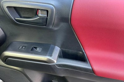 2022 Toyota Tacoma SR5 V6