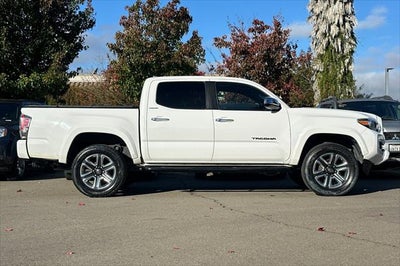 2016 Toyota Tacoma Limited V6