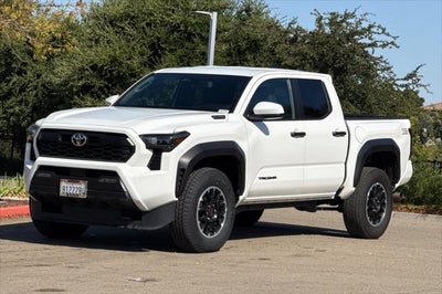 2024 Toyota Tacoma Hybrid TRD Off Road