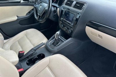 2017 Volkswagen Jetta 1.8T SEL