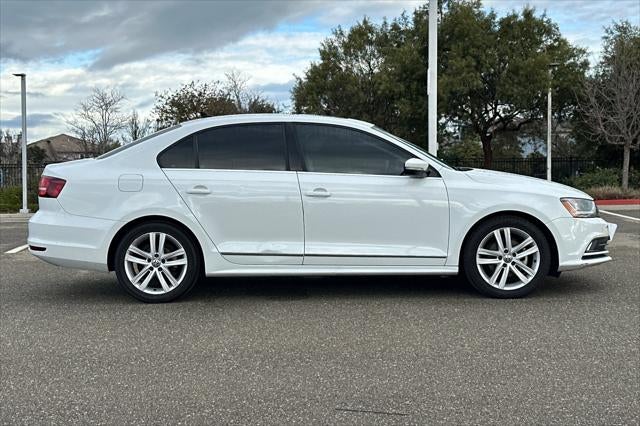 2017 Volkswagen Jetta 1.8T SEL