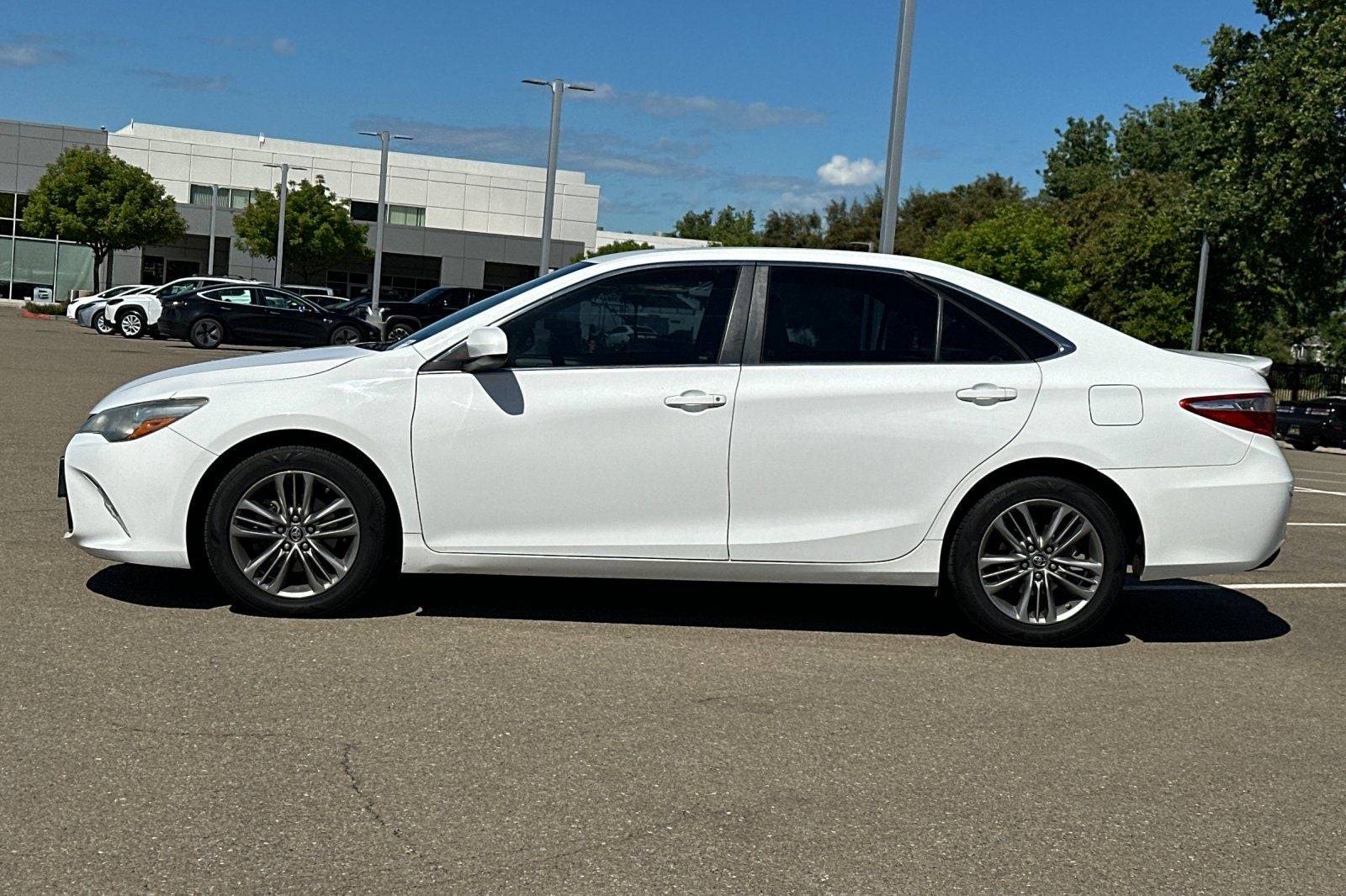 2016 Toyota Camry SE