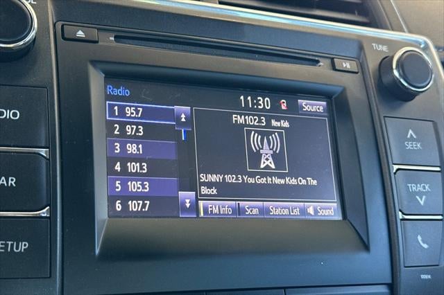 2016 Toyota Camry SE