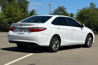 2016 Toyota Camry SE