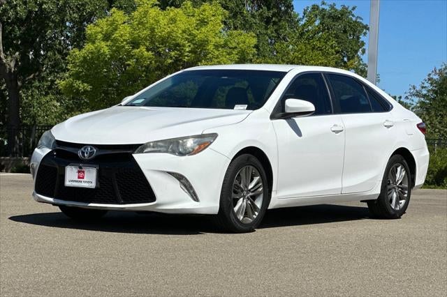 2016 Toyota Camry SE