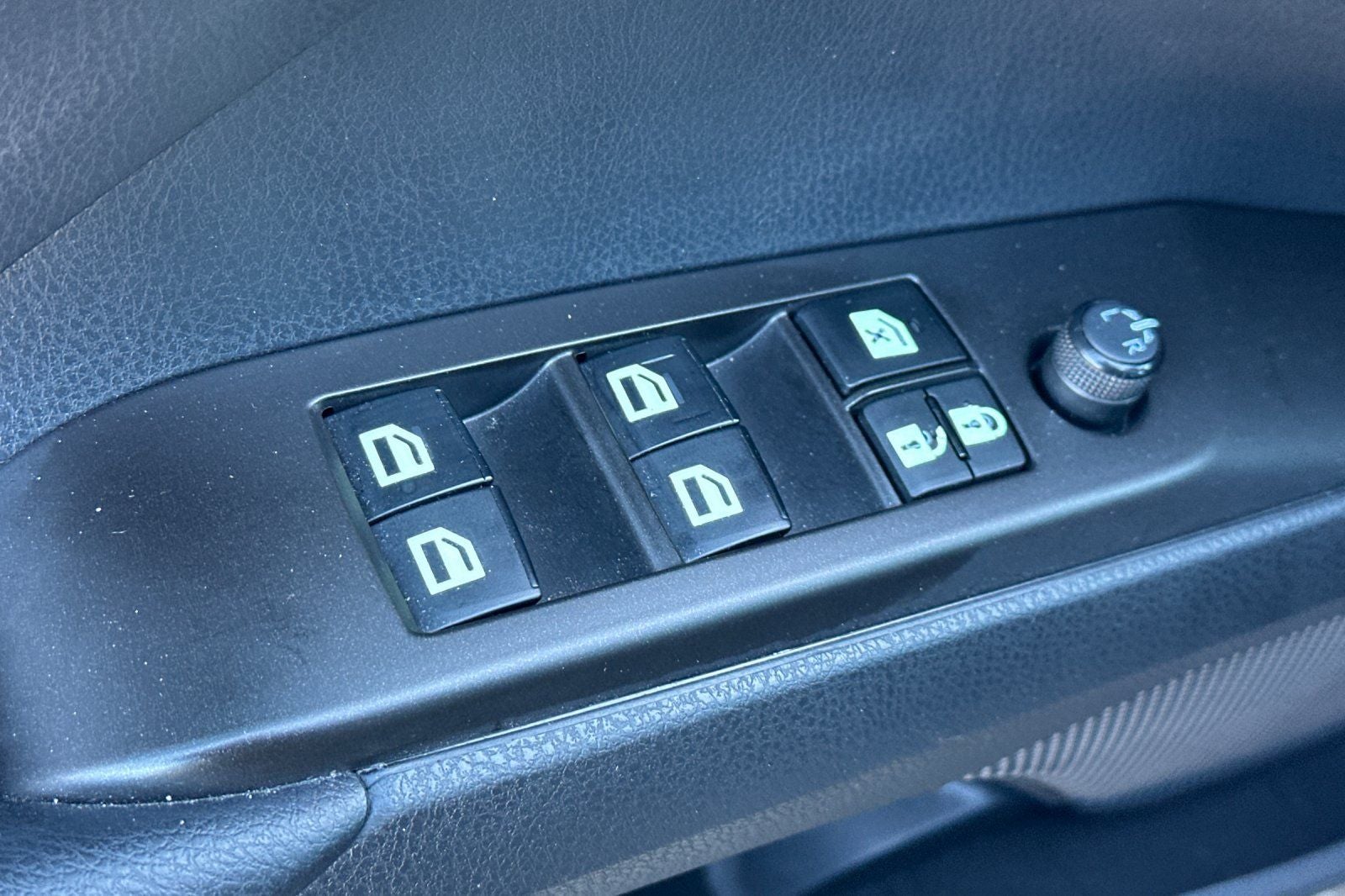 2023 Toyota Camry Hybrid SE