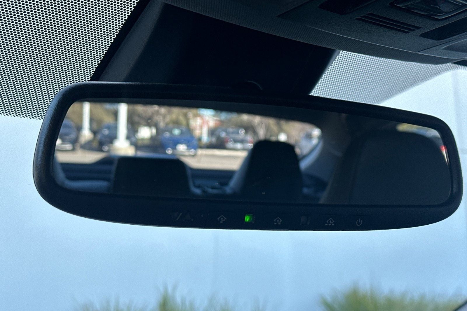 2023 Toyota Camry Hybrid SE