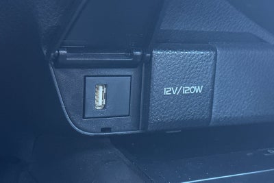 2023 Toyota Camry Hybrid SE