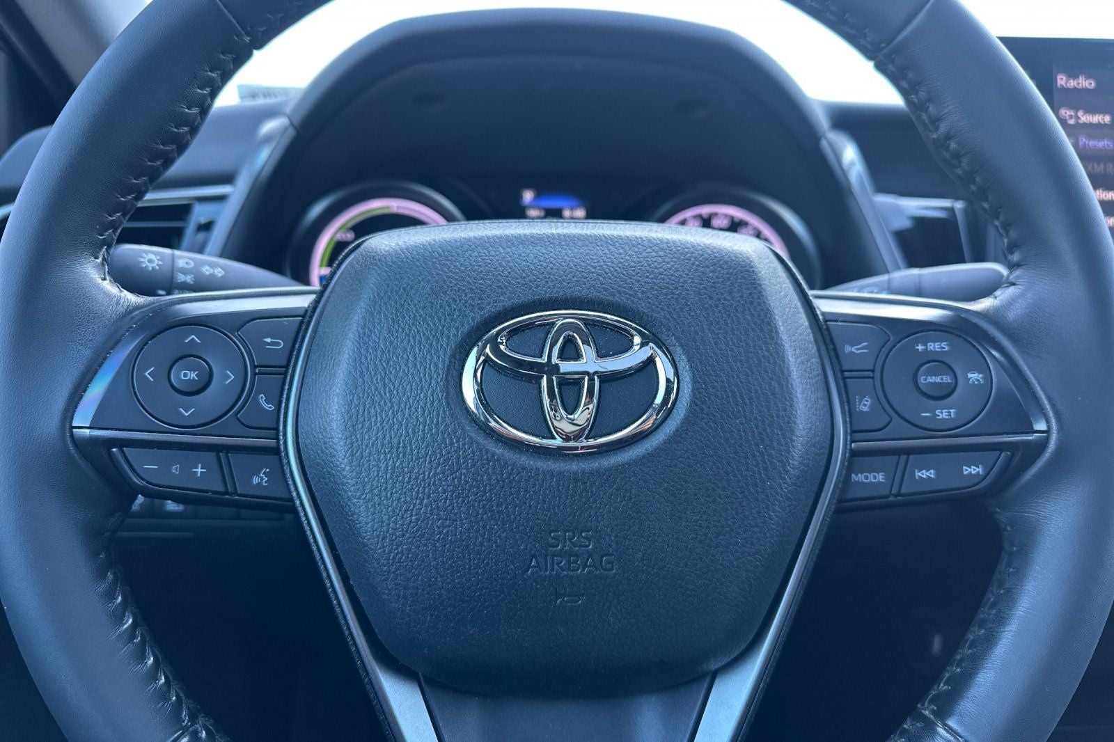 2023 Toyota Camry Hybrid SE