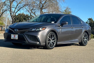 2023 Toyota Camry Hybrid SE
