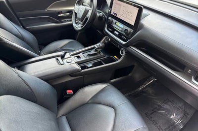 2025 Toyota Grand Highlander XLE