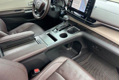 2023 Toyota Sienna Platinum 7 Passenger