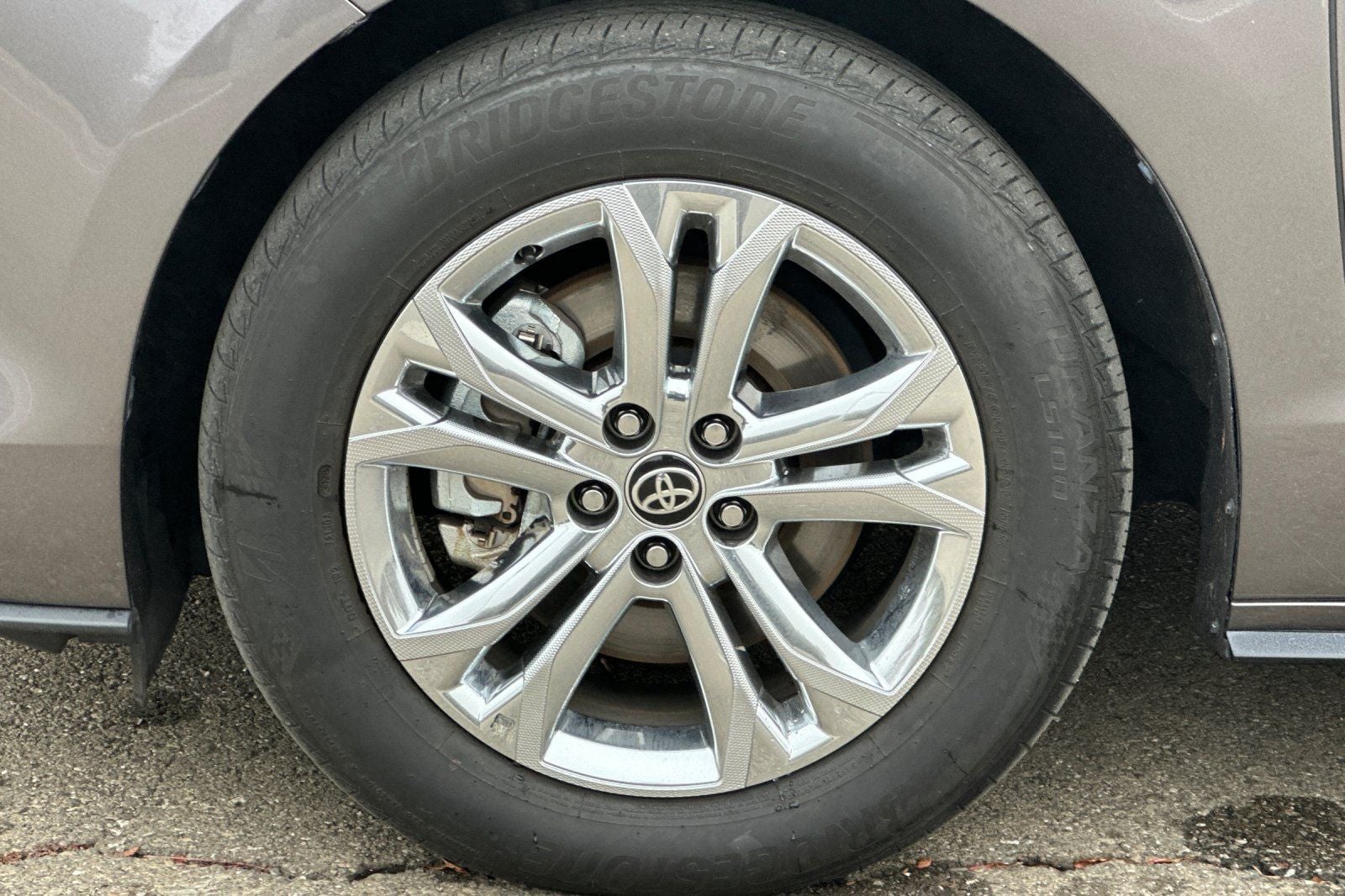 2023 Toyota Sienna Platinum 7 Passenger