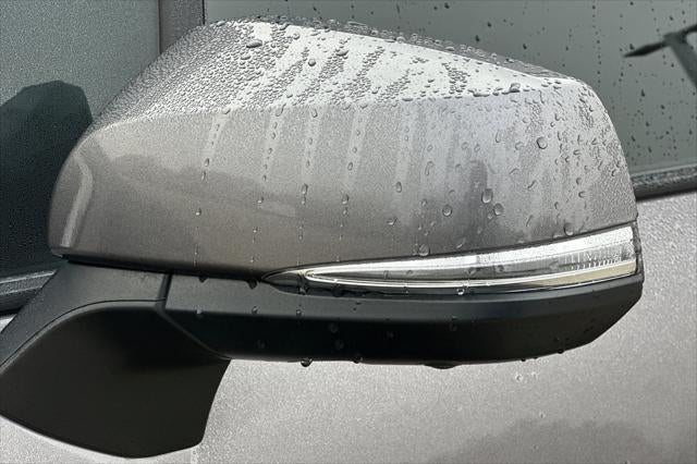 2023 Toyota Sienna Platinum 7 Passenger