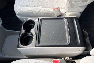 2014 Toyota Sienna LE 8 Passenger