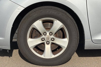 2014 Toyota Sienna LE 8 Passenger