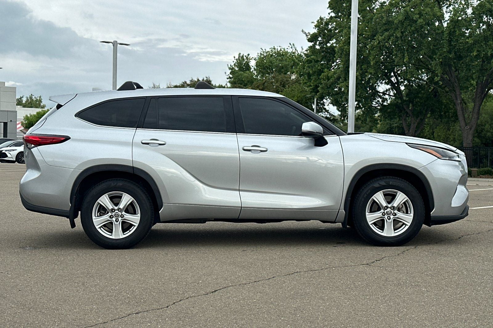2021 Toyota Highlander Hybrid LE