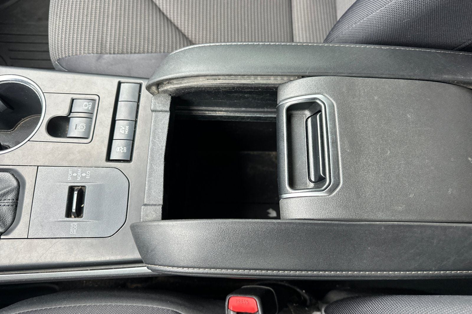 2021 Toyota Highlander Hybrid LE