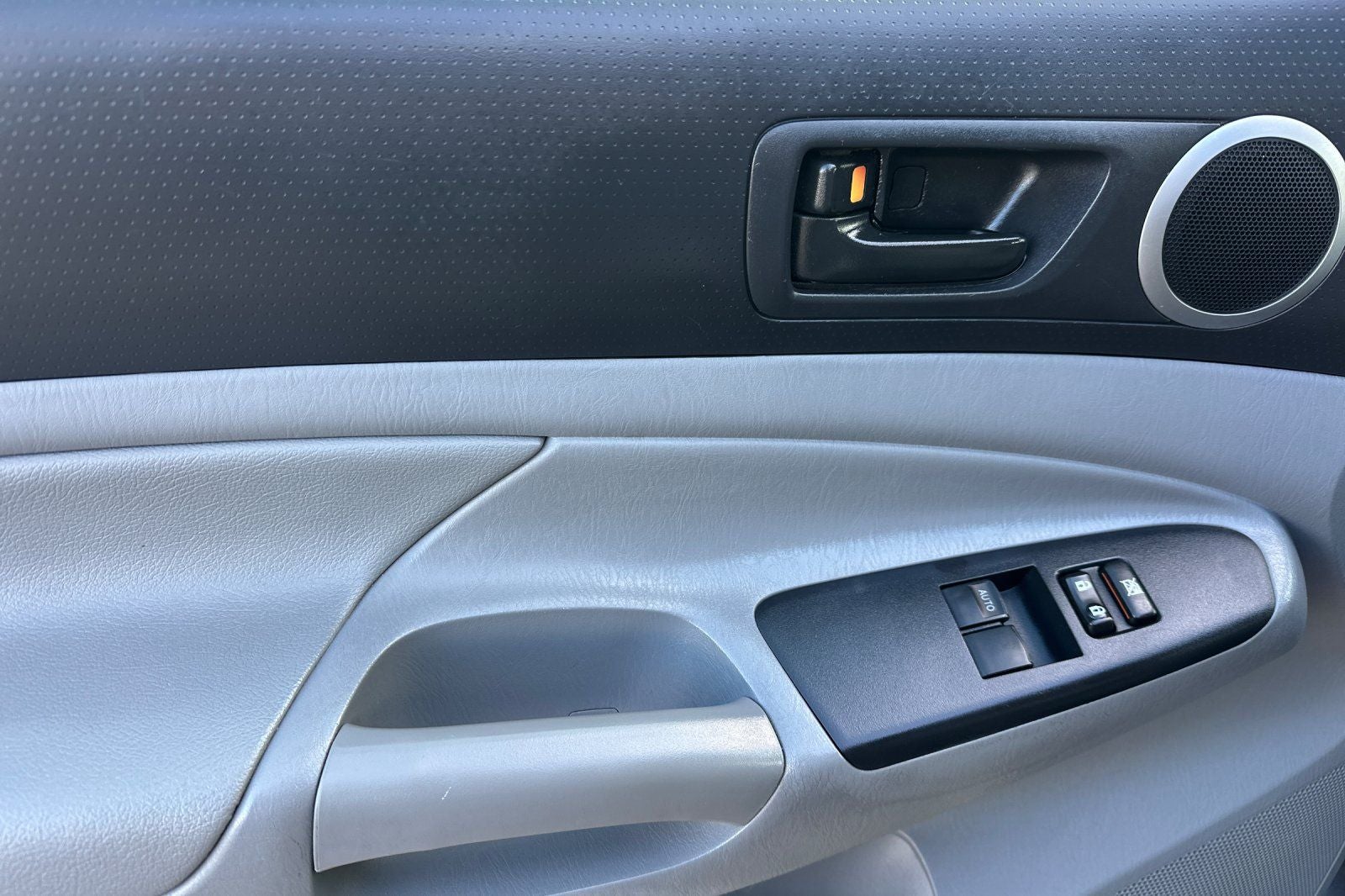 2012 Toyota Tacoma PreRunner V6