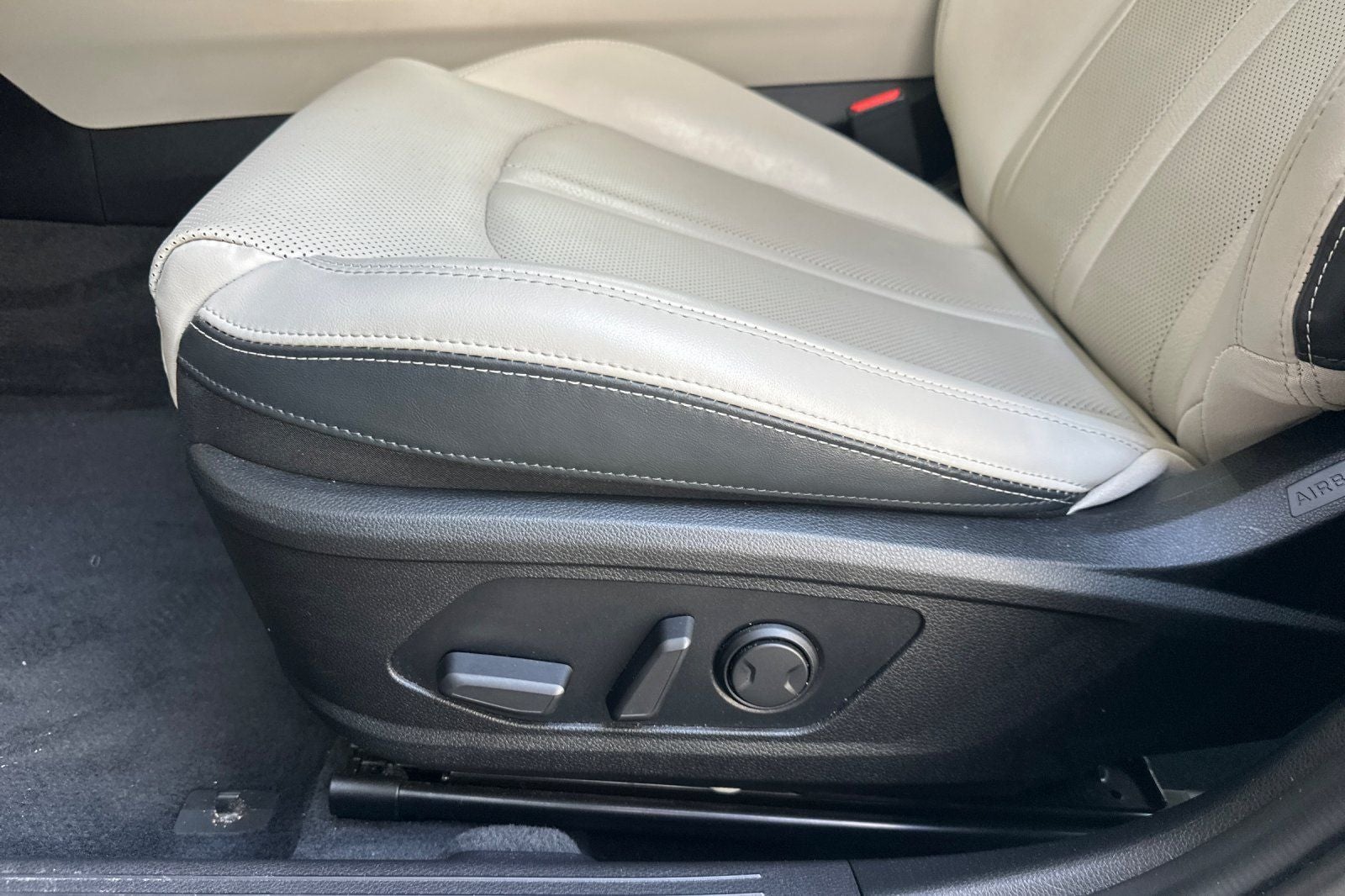 2022 Kia K5 EX